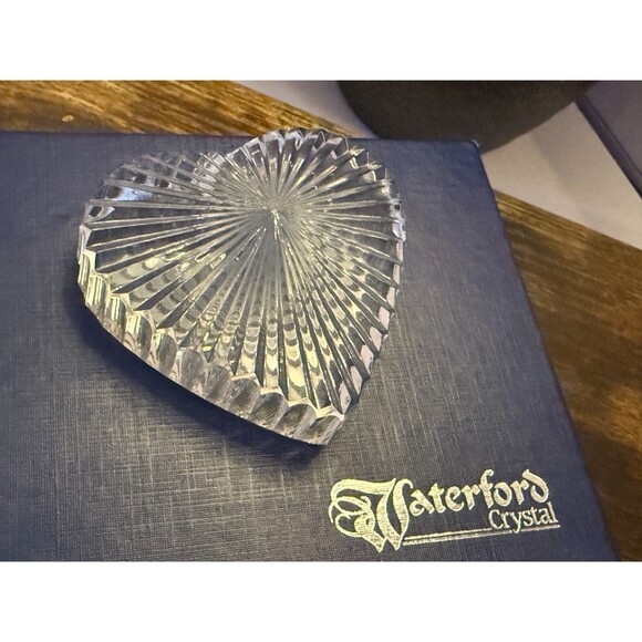 Waterford Crystal Heart-Shaped Ribbed Paperweight Clear Glass VTG 90s w/Box - Picture 7 of 7